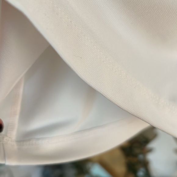 CATO Solid Cream Color Cutout Neckline Short Sleeve Dress Top, Size Small, NWT. - Picture 7 of 8